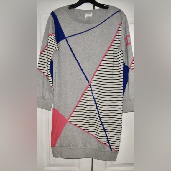 RARE Vintage CHANEL Sweater Dress 38 - Picture 3 of 16